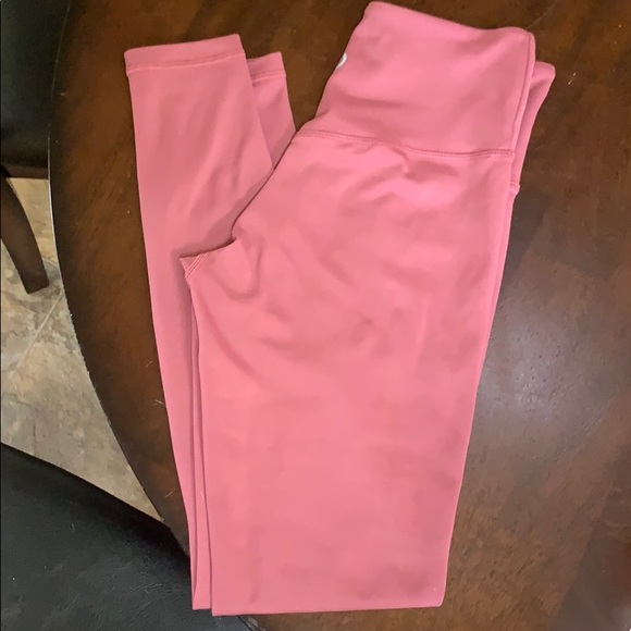 Curves N Combatboots Berry Leggings- No pockets - Picture 4 of 7